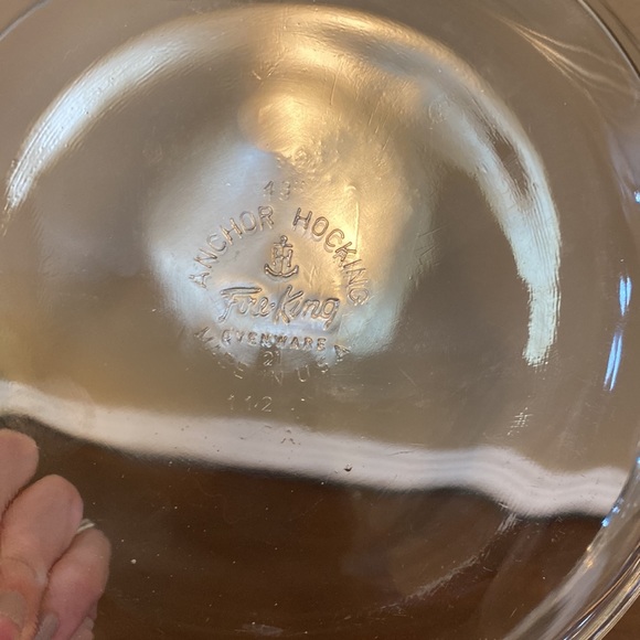 Anchor Hocking Fire King 1 1/2 qt clear round casserole with lid. - Picture 3 of 8